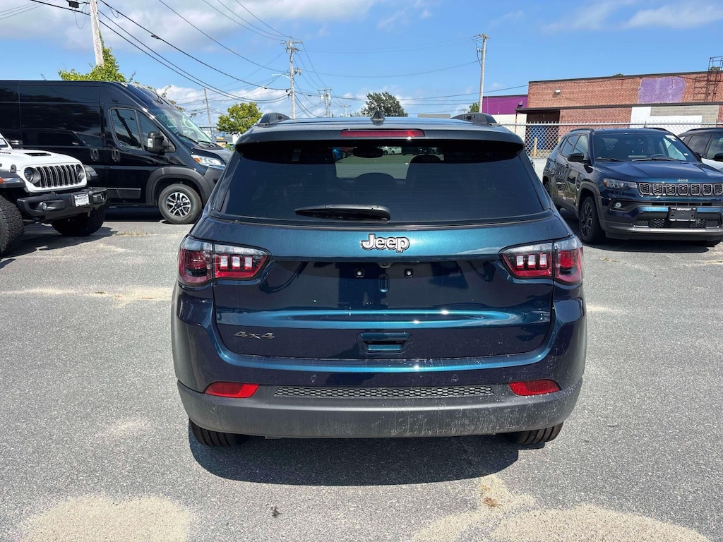 New 2026 Jeep Compass LIMITED ALTITUDE 4X4 Sport Utility