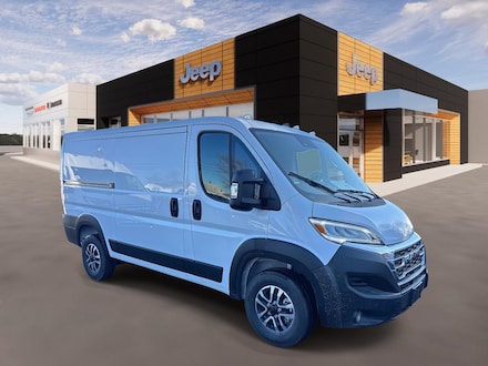 2025 Ram ProMaster PROMASTER 1500 SLT+ CARGO VAN LOW ROOF 136' WB Cargo Van