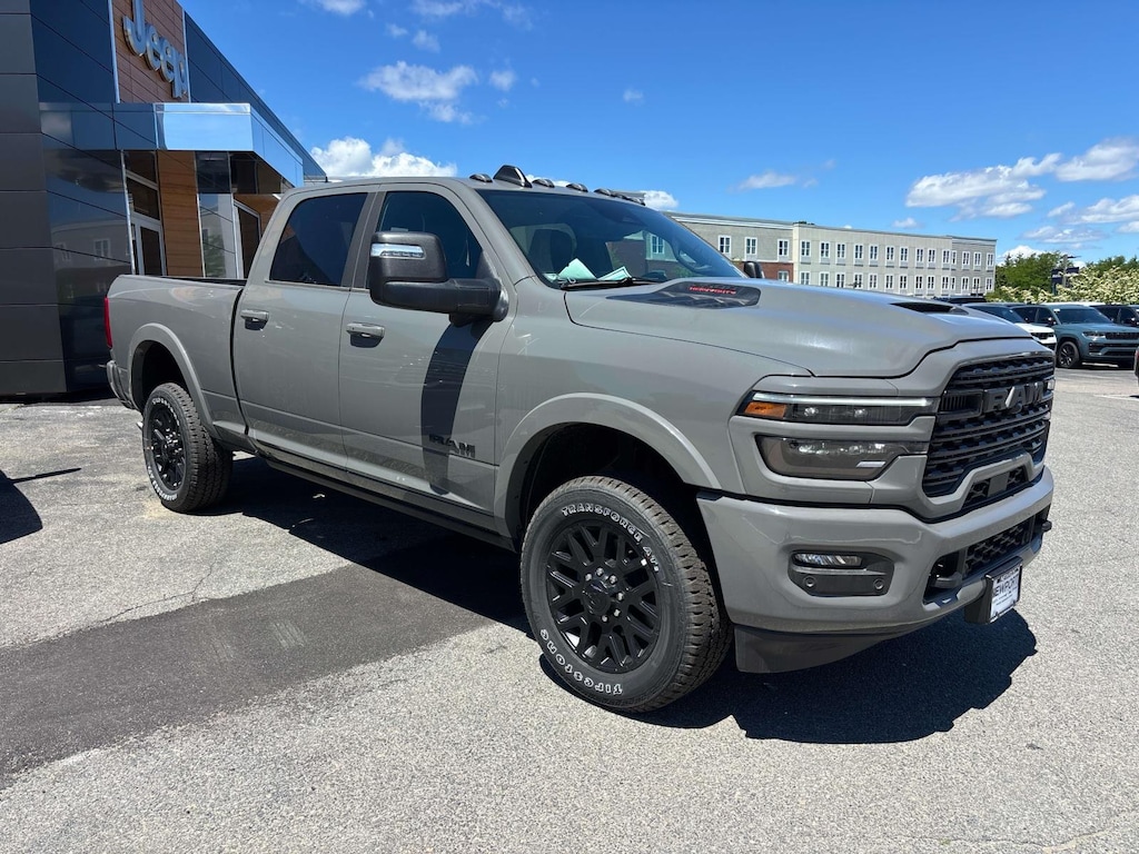New 2026 Ram 2500 LIMITED CREW CAB 4X4 6'4 BOX Pickup