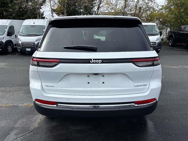 2025 Jeep Grand Cherokee Limited photo 2