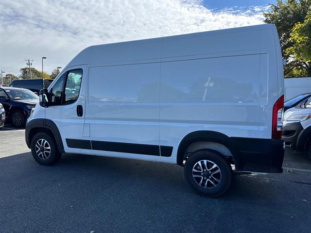 2025 Ram ProMaster 1500 photo 3