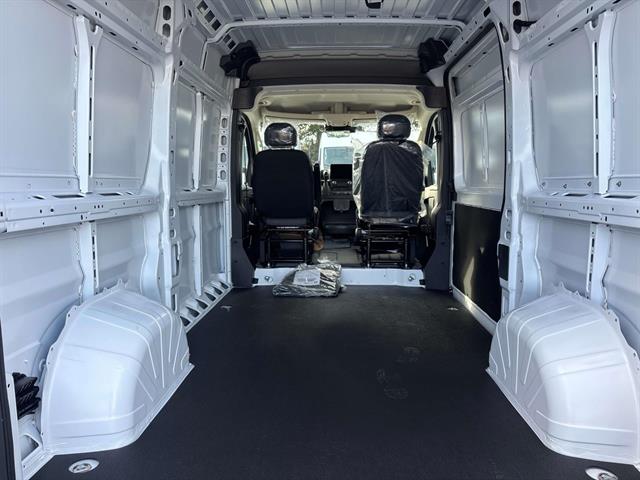 2025 Ram ProMaster 1500 photo 4