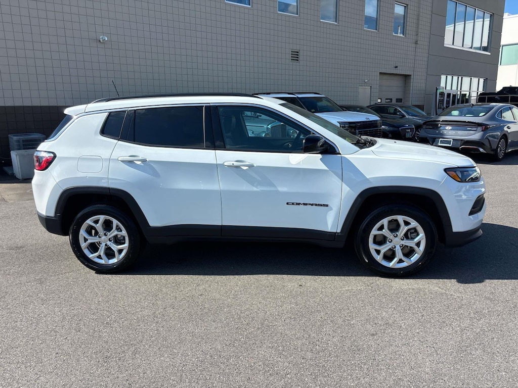 Certified 2024 Jeep Compass Latitude Sport Utility