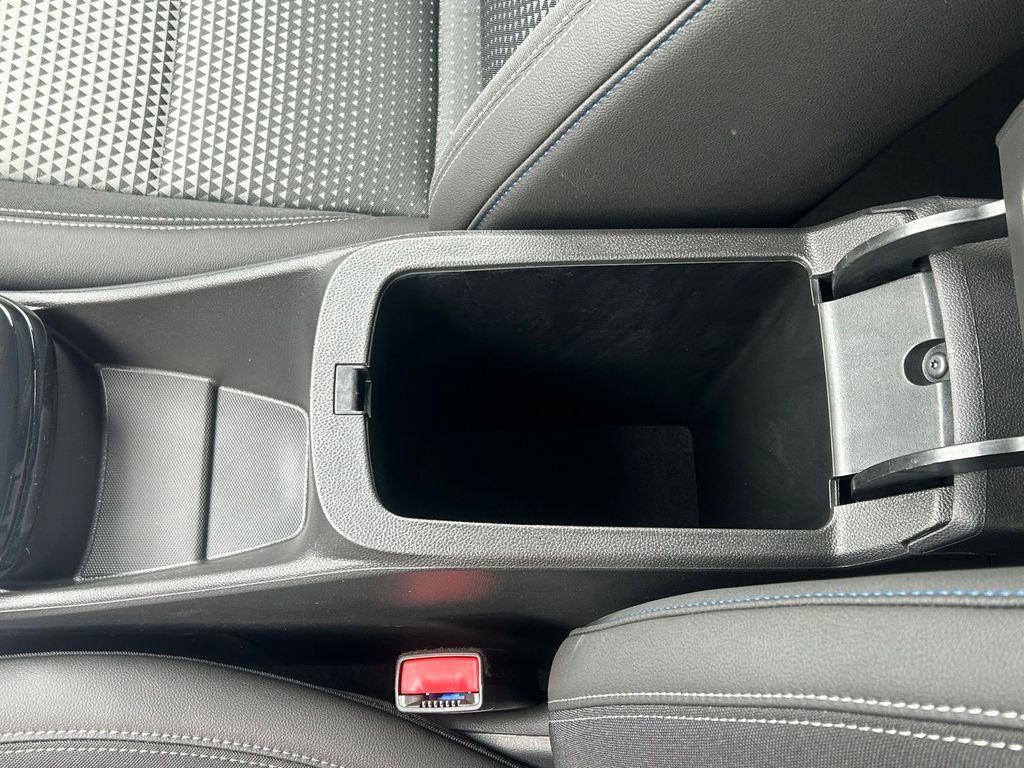 2026 Chevrolet Trax LT - Photo 18