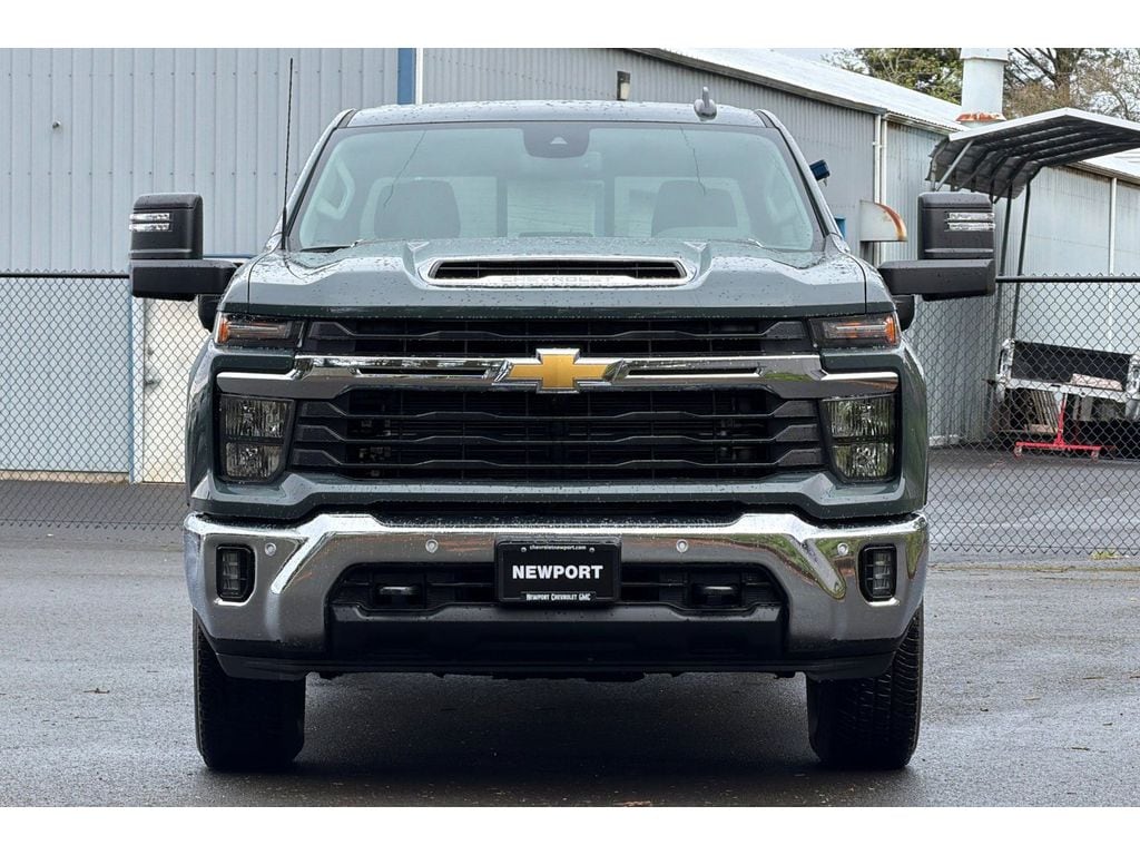 2026 Chevrolet Silverado 3500HD LT - Photo 9