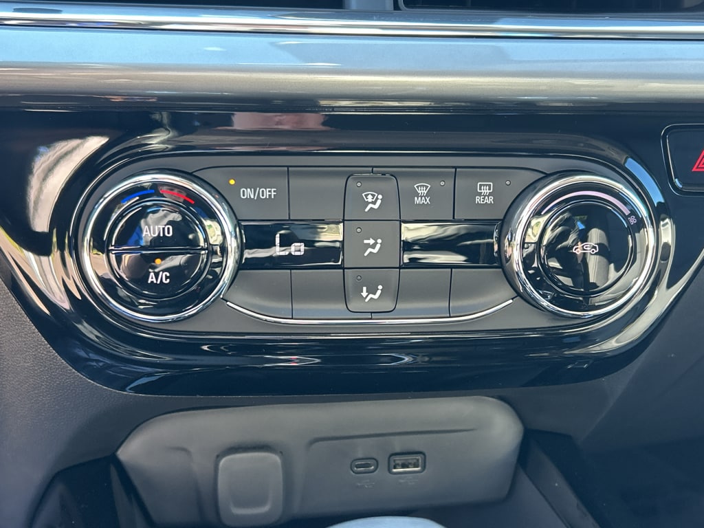 2026 Chevrolet Trax LT - Photo 20