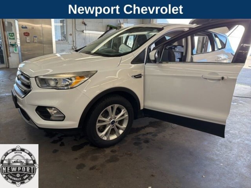 Used 2017 Ford Escape SE