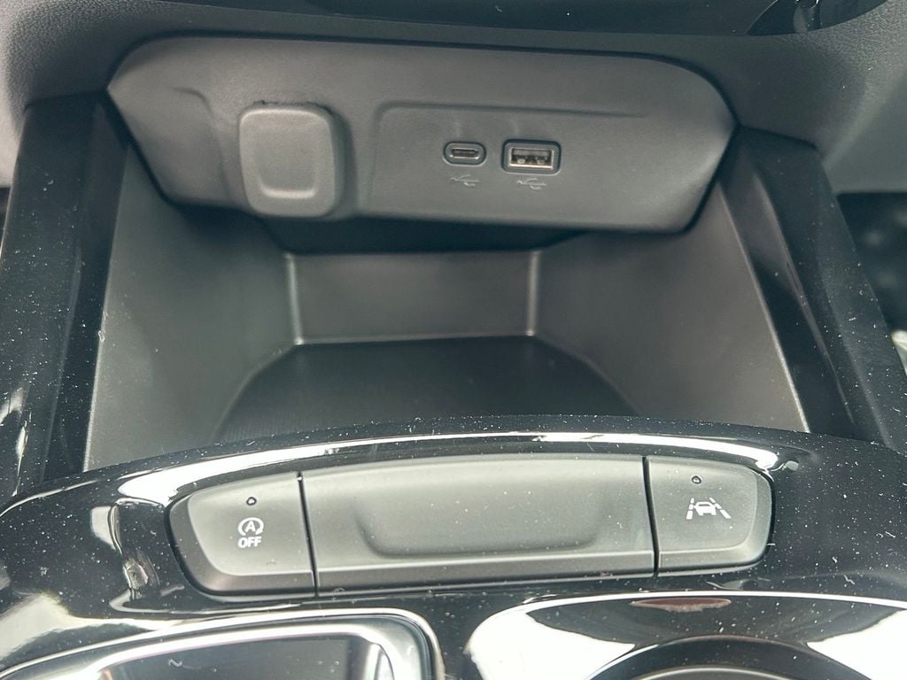 2026 Chevrolet Trax LT - Photo 20