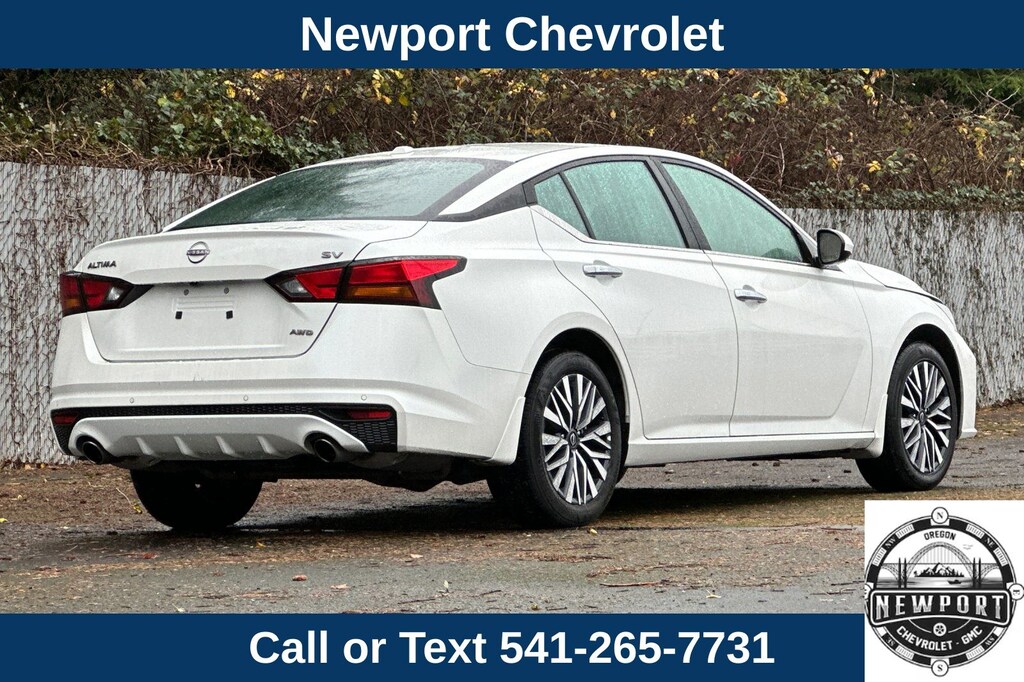 Used 2024 Nissan Altima 2.5 SV Sedan