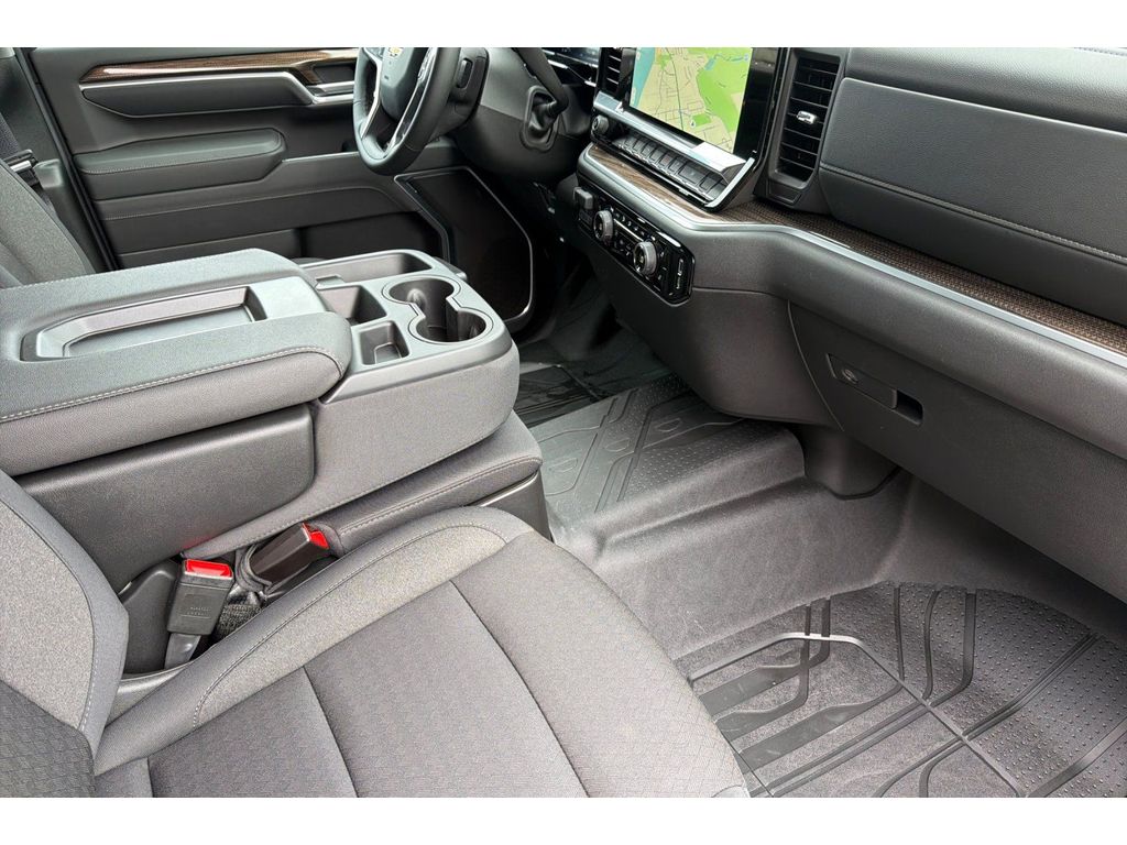 2026 Chevrolet Silverado 3500HD LT - Photo 15