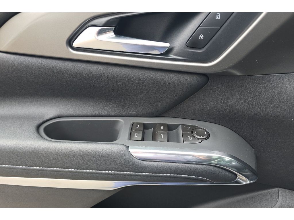 2026 Chevrolet Traverse LT - Photo 11