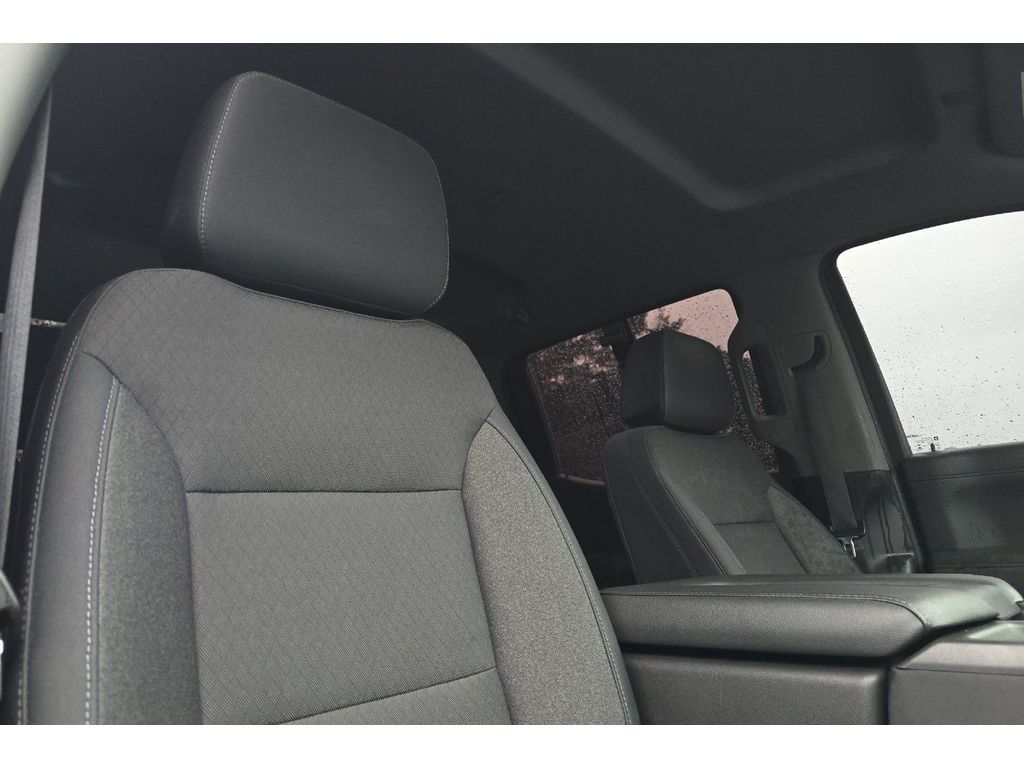 2019 Chevrolet Silverado 1500 LT - Photo 16