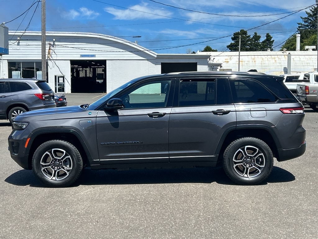 Used 2022 Jeep Grand Cherokee 4xe Trailhawk