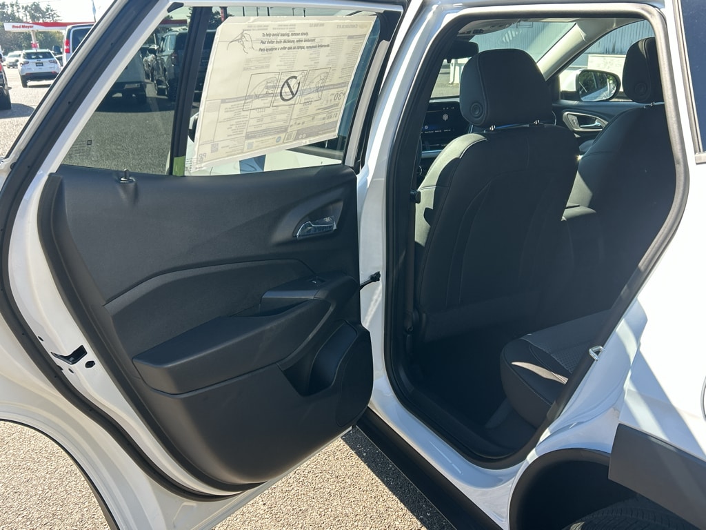 2026 Chevrolet Trax LT - Photo 29
