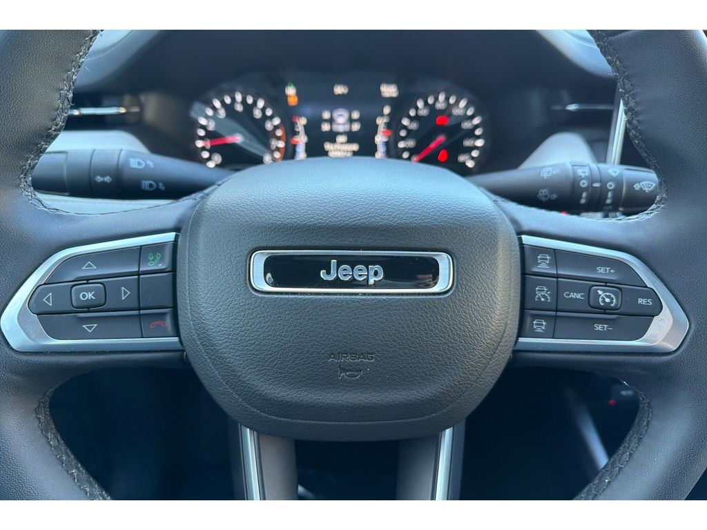 2025 Jeep Compass Limited - Photo 23
