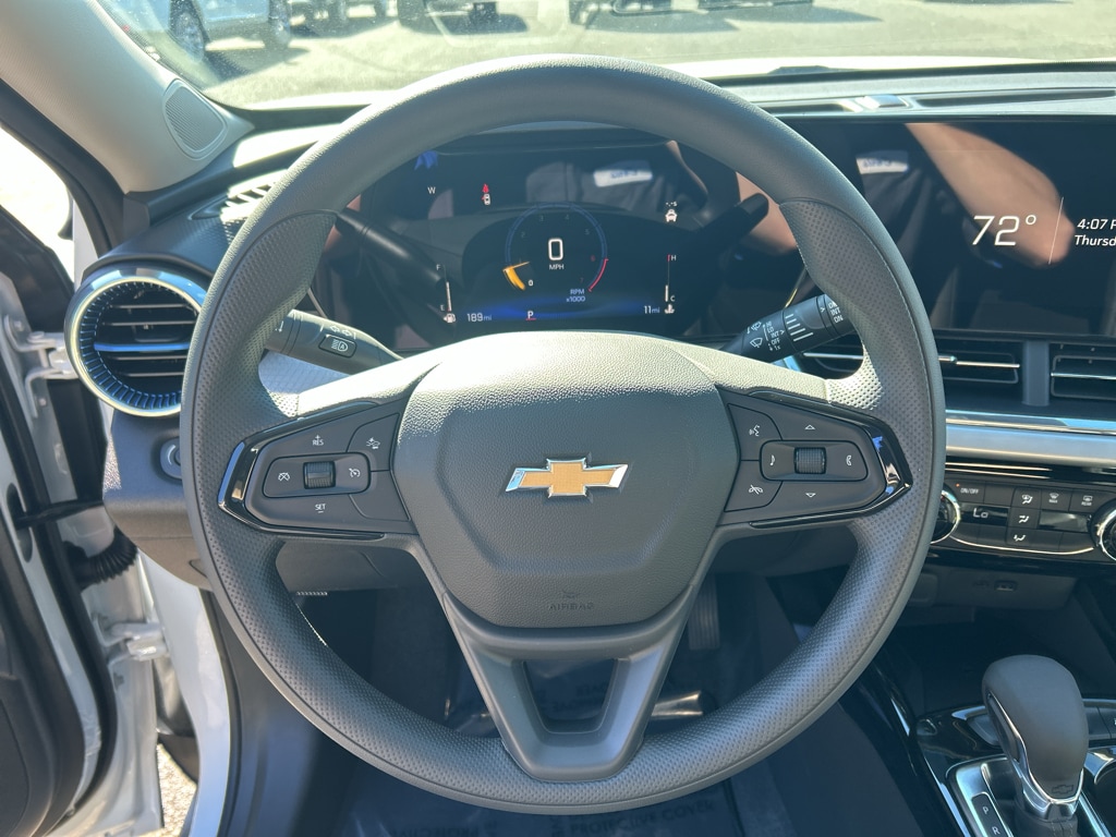 2026 Chevrolet Trax LT - Photo 14