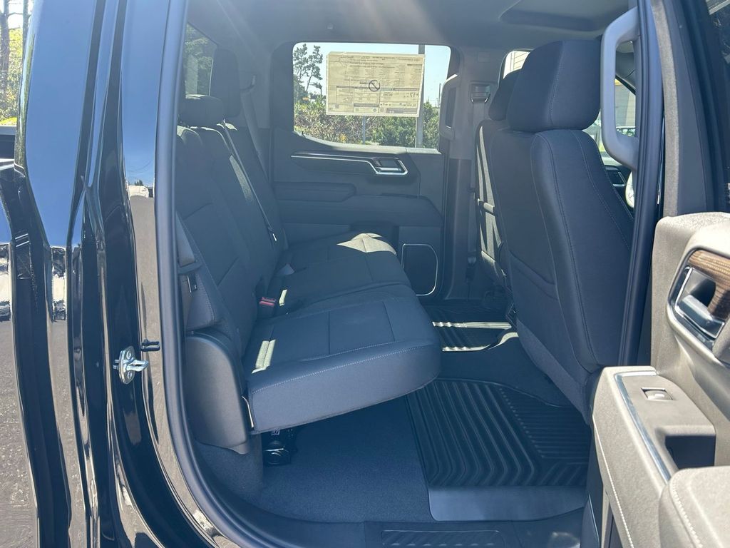 2026 Chevrolet Silverado 1500 RST - Photo 34