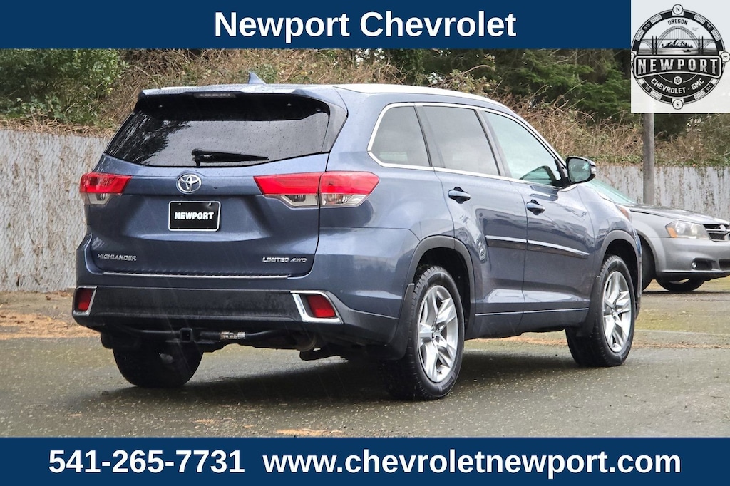 Used 2017 Toyota Highlander Limited SUV