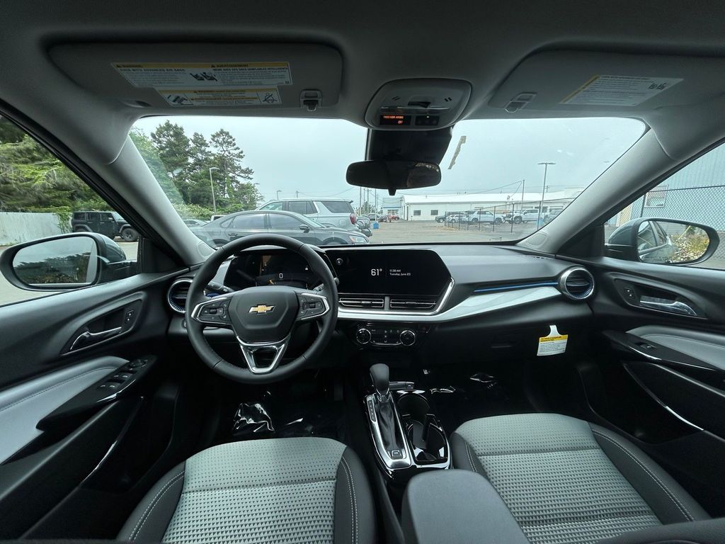 2026 Chevrolet Trax LT - Photo 12
