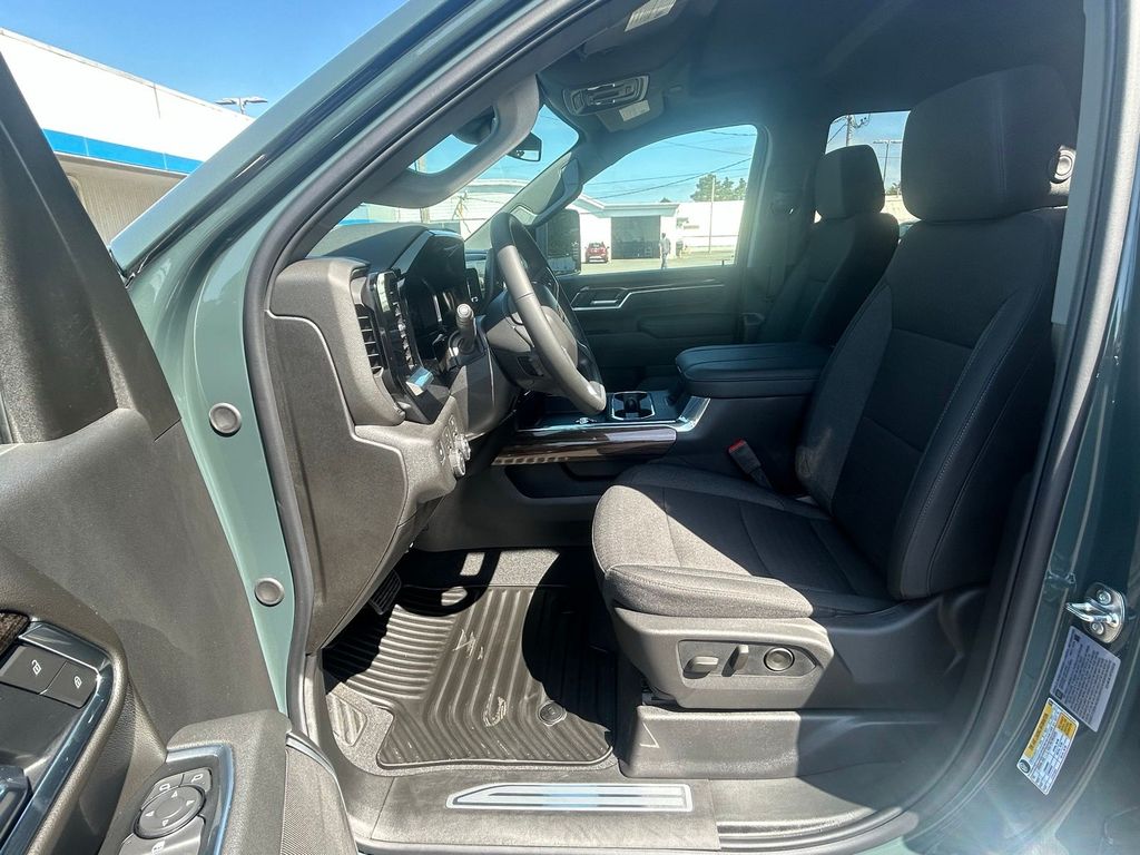 2026 Chevrolet Silverado 2500 HD LT - Photo 13