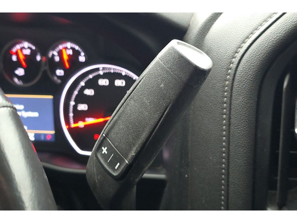 2019 Chevrolet Silverado 1500 LT - Photo 20
