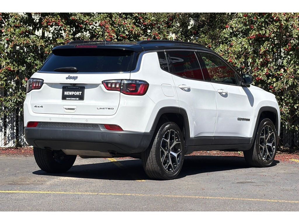 Used 2025 Jeep Compass Limited 4x4 SUV