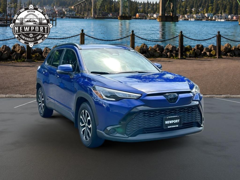  Toyota Corolla Cross Hybrid