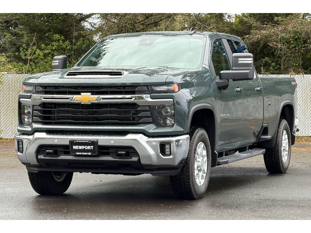 2026 Chevrolet Silverado 3500HD LT - Photo 8