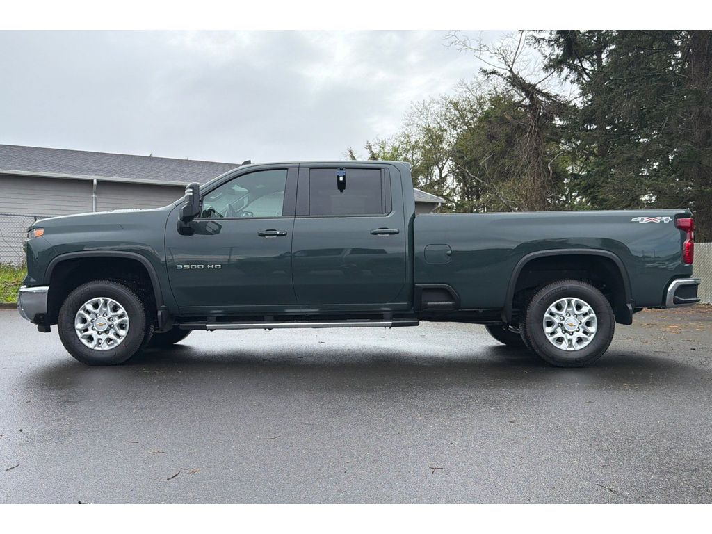 2026 Chevrolet Silverado 3500HD LT - Photo 7