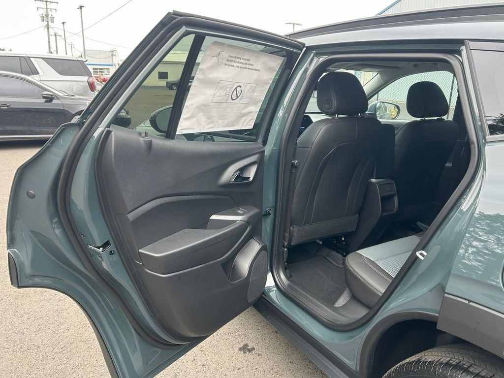 2026 Chevrolet Trax LT - Photo 33