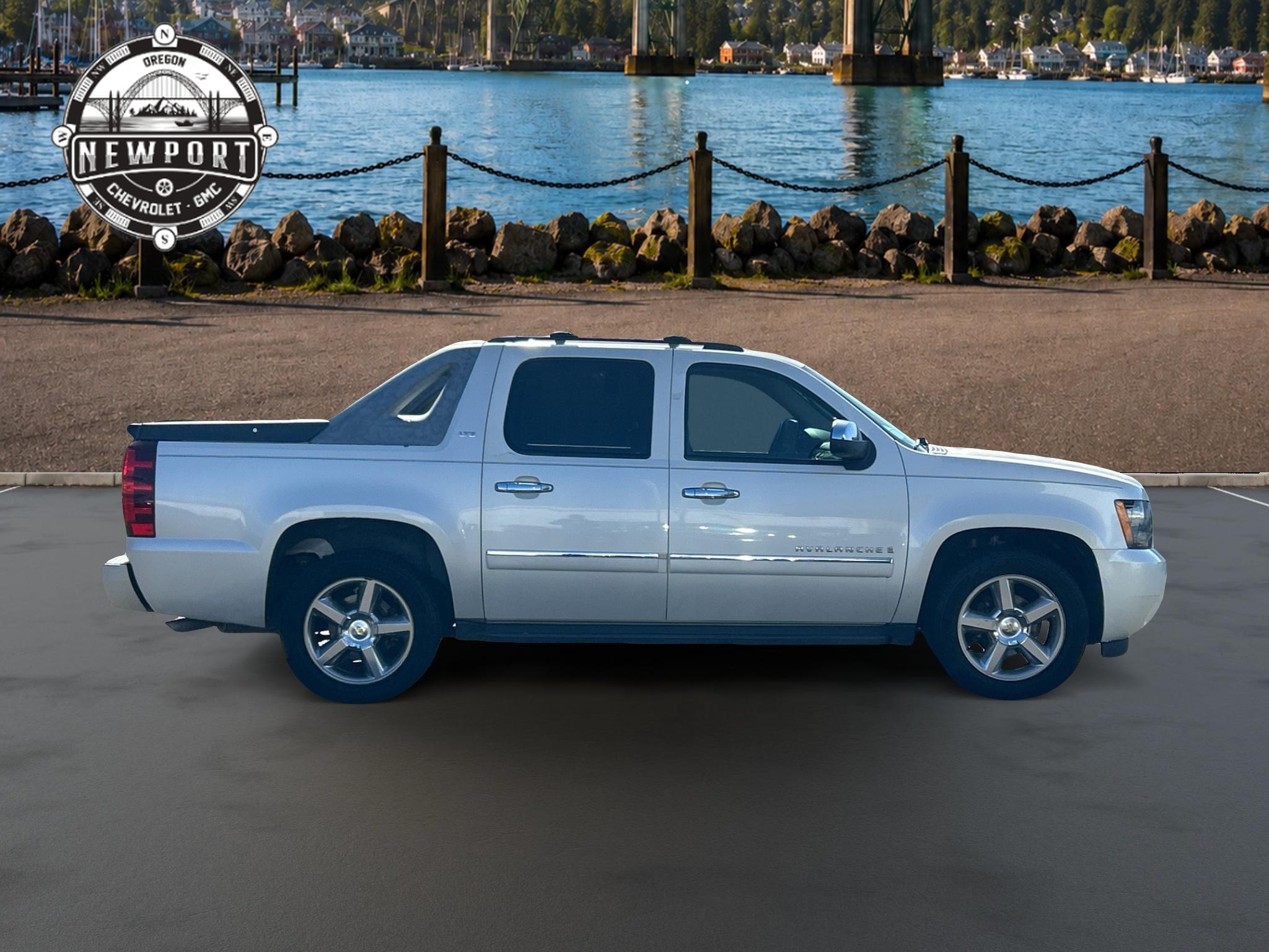 Used 2009 Chevrolet Avalanche LTZ Truck