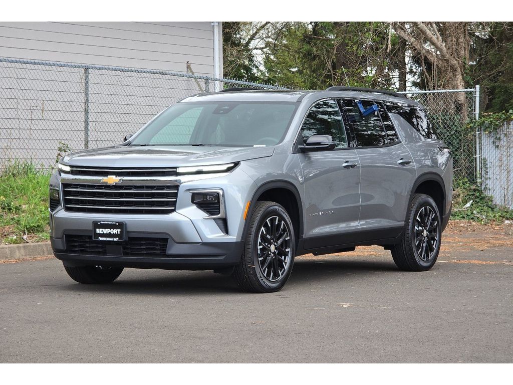 2026 Chevrolet Traverse LT - Photo 8