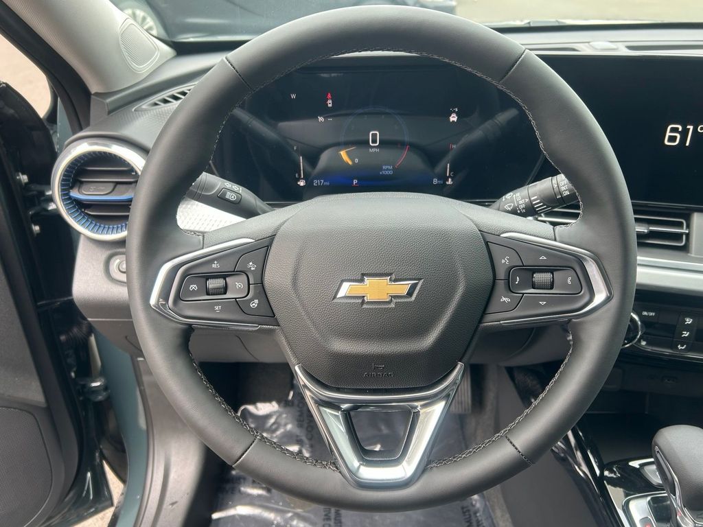 2026 Chevrolet Trax LT - Photo 15