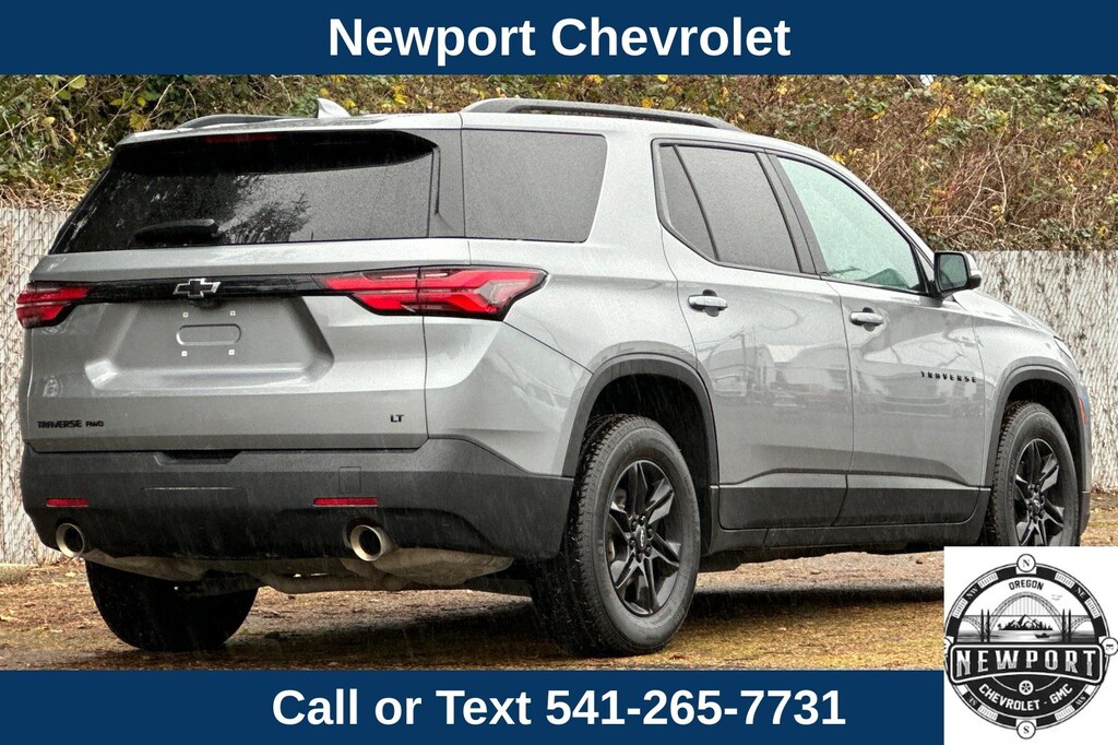 Used 2023 Chevrolet Traverse LT Cloth w/1LT SUV