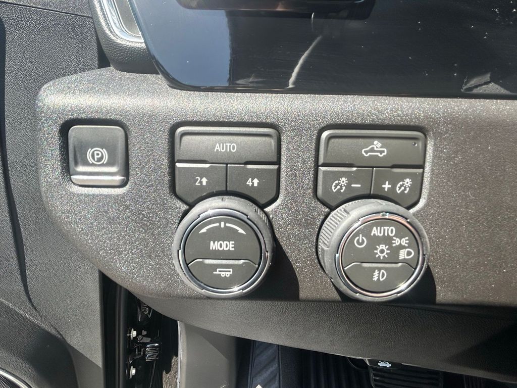 2026 Chevrolet Silverado 1500 RST - Photo 17