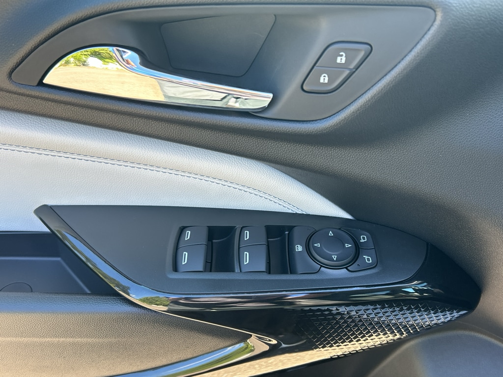 2026 Chevrolet Trax LT - Photo 12