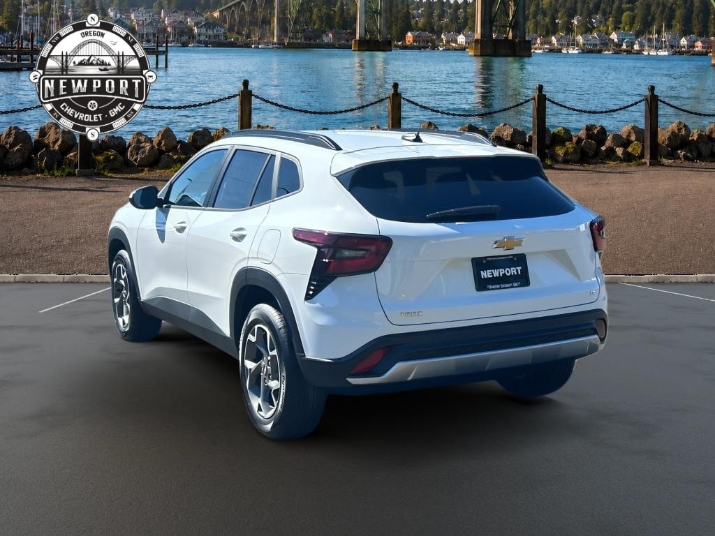 2026 Chevrolet Trax LT - Photo 7
