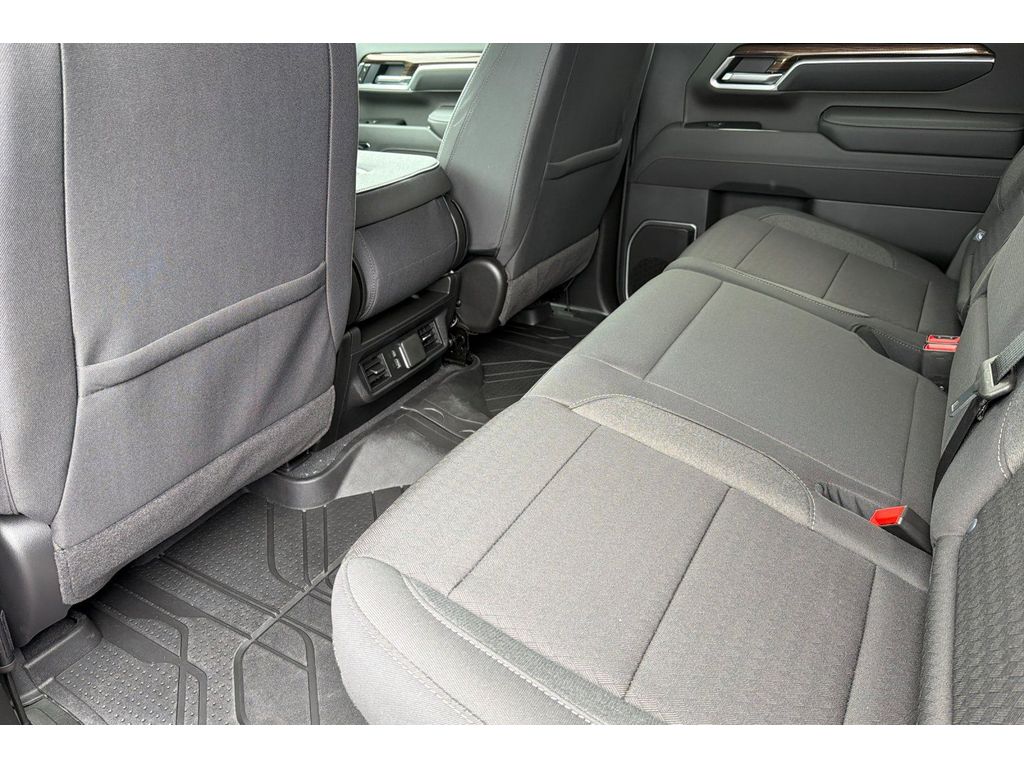 2026 Chevrolet Silverado 3500HD LT - Photo 12
