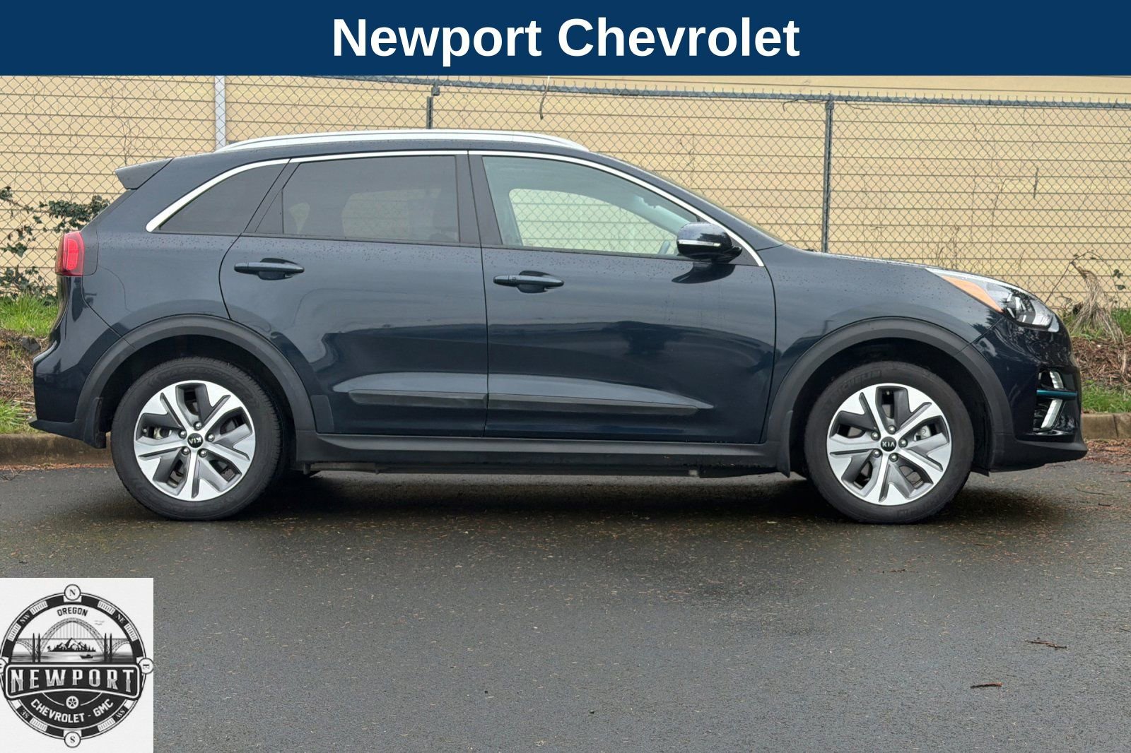 Used 2020 Kia Niro EX Premium with VIN KNDCE3LG7L5070935 for sale in Newport, OR