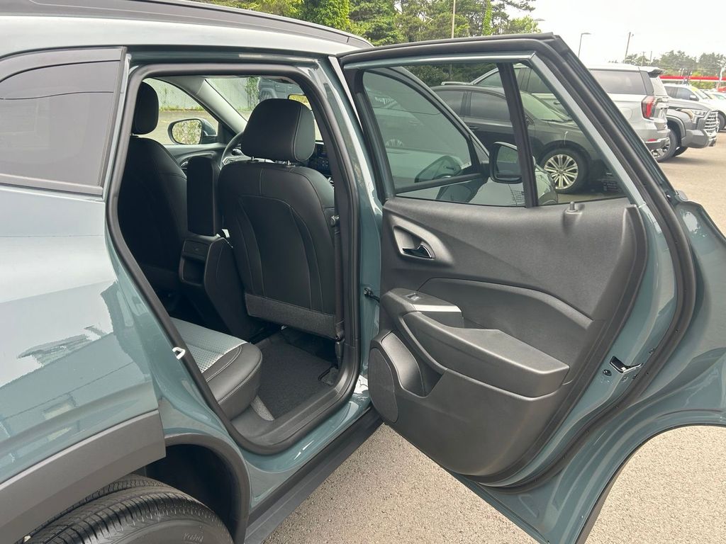 2026 Chevrolet Trax LT - Photo 31