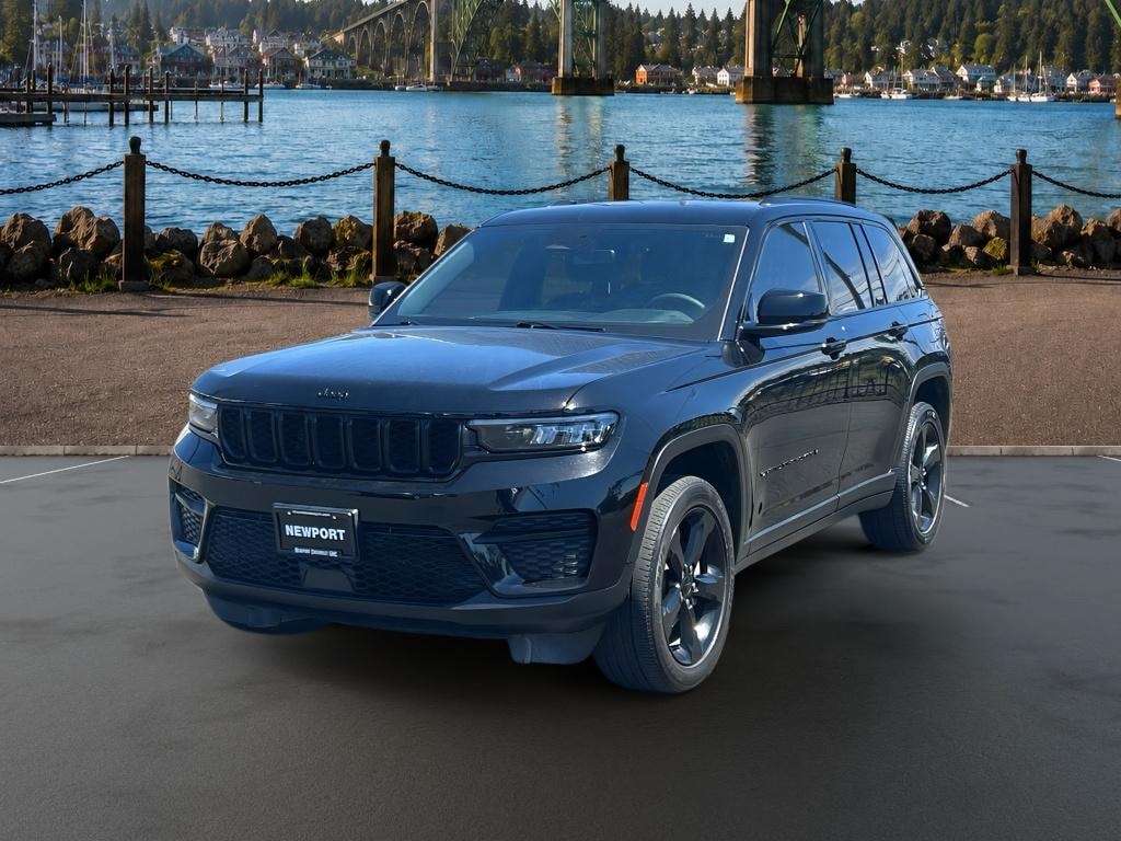 Certified 2023 Jeep Grand Cherokee Laredo SUV
