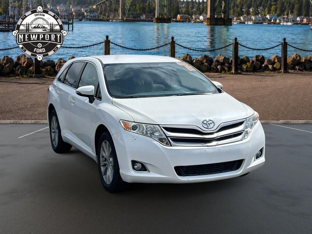 Used 2015 Toyota Venza LE SUV