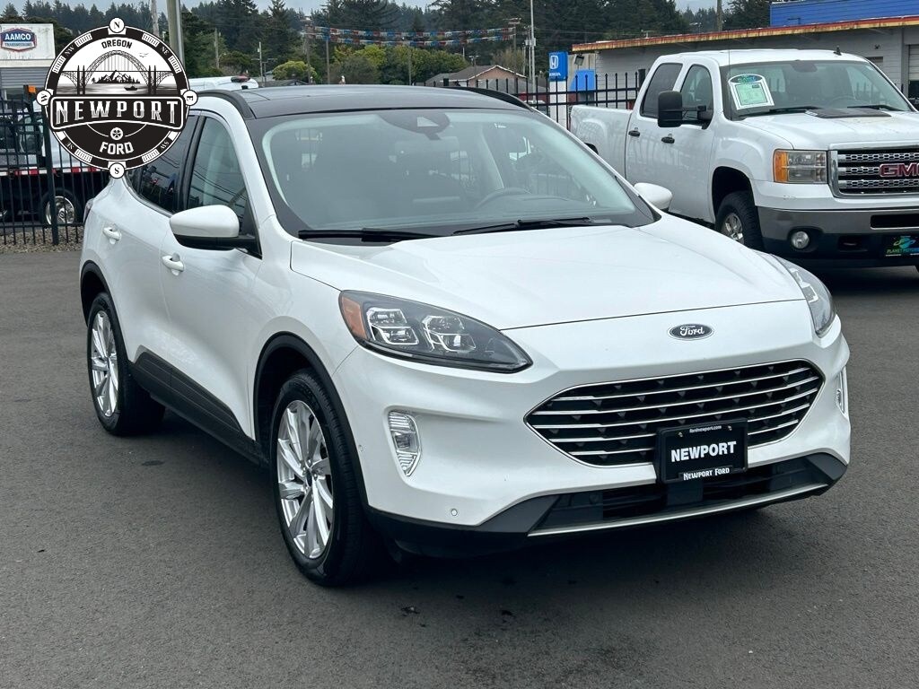 Certified 2022 Ford Escape Titanium SUV