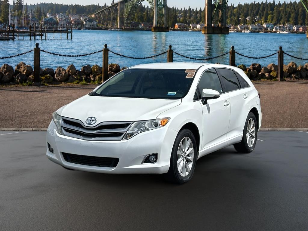 Used 2015 Toyota Venza LE SUV