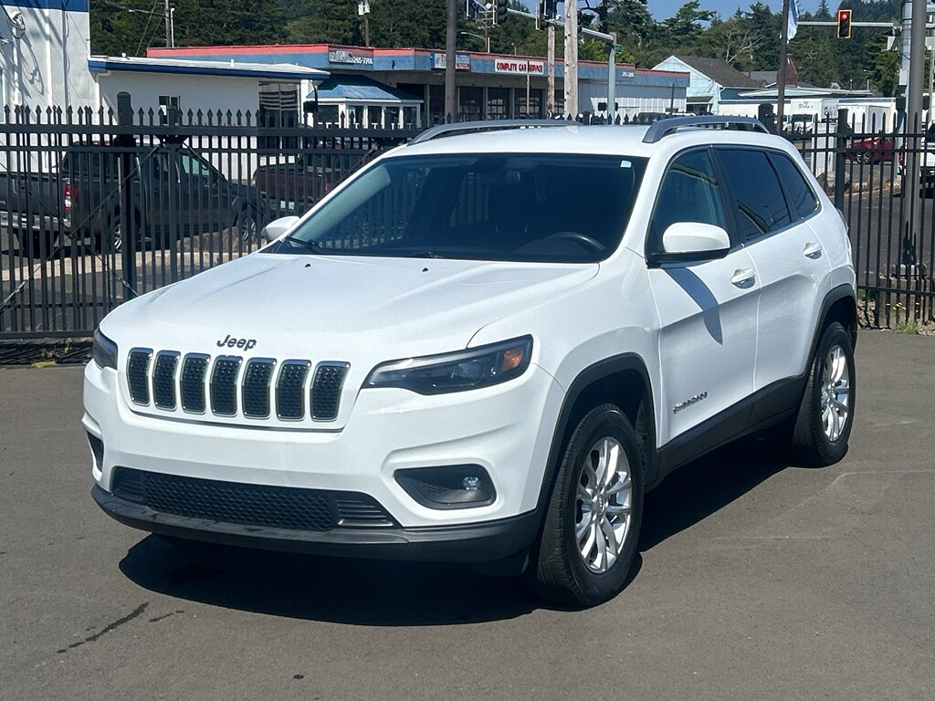 Certified 2019 Jeep Cherokee Latitude 4x4 SUV