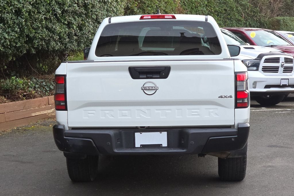 2022 Nissan Frontier S King Cab photo 4