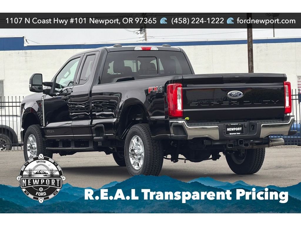 2026 Ford F-350 Super Duty XLT - Photo 8
