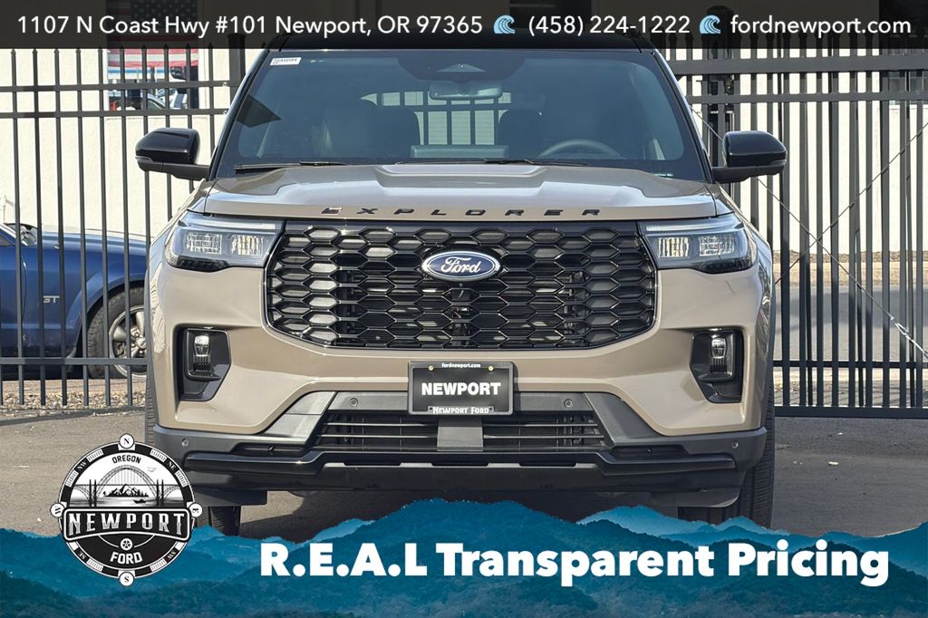 2026 Ford Explorer ST-Line - Photo 10
