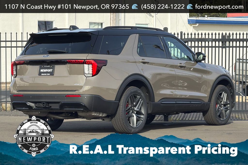 2026 Ford Explorer ST-Line - Photo 3