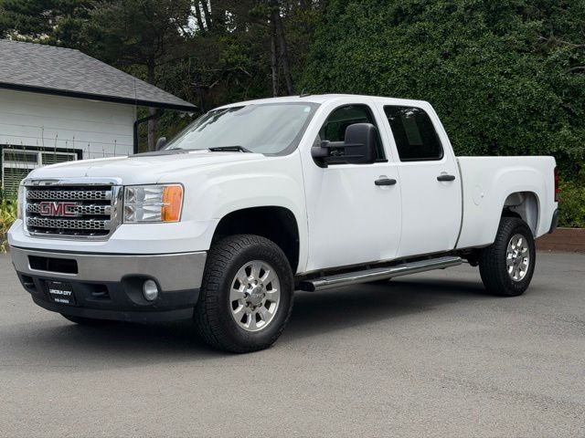 2014 GMC Sierra 4WD Crew Cab 6.5ft SLE's photo